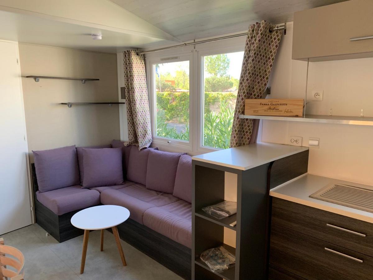 Mobilhome Dans *
