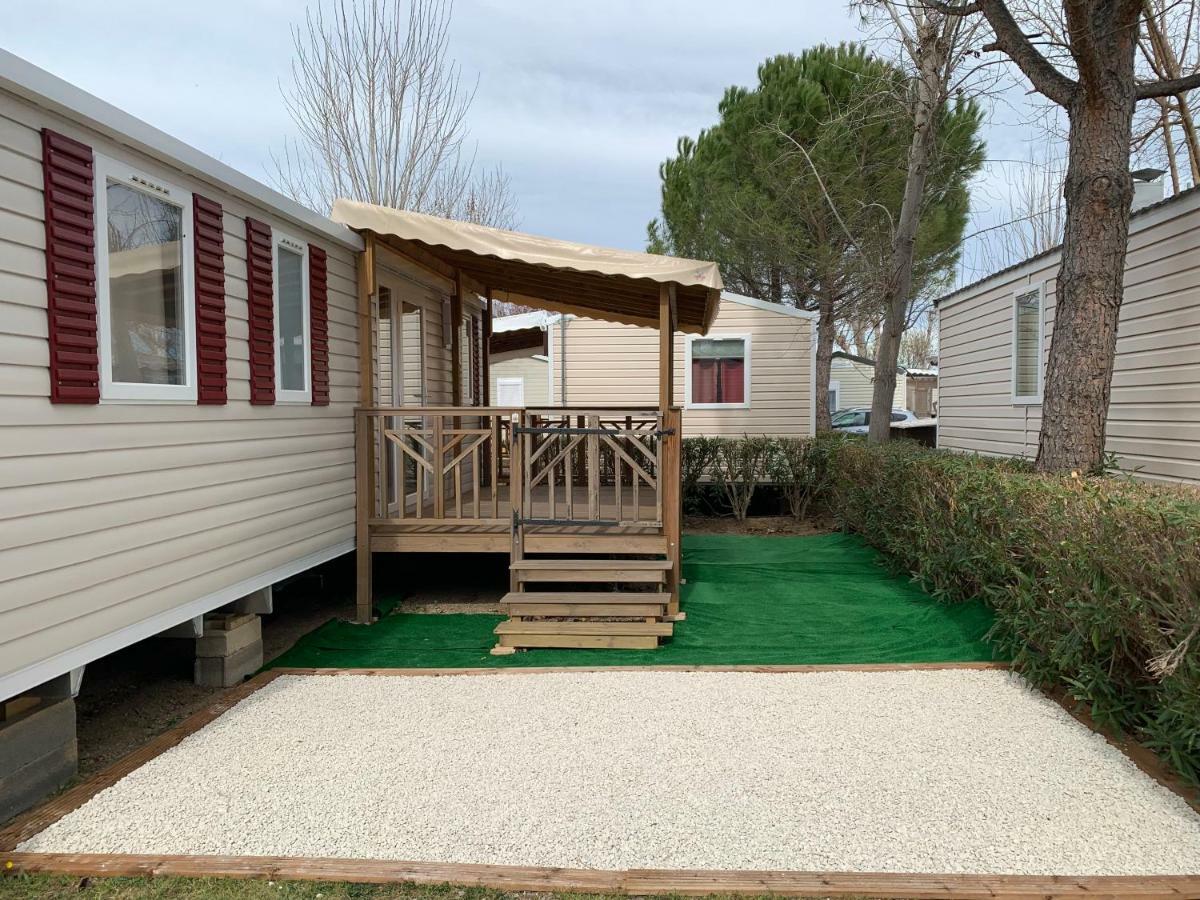 Mobilhome Dans *